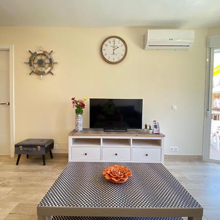 Modern 1 Bedroom Seaside Apartment With Pool Fuengirola Buitenkant foto