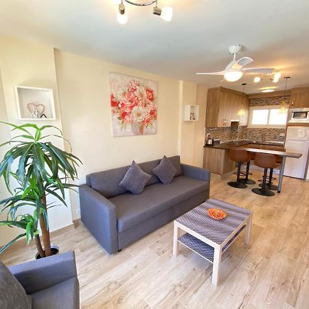Modern 1 Bedroom Seaside Apartment With Pool Fuengirola Buitenkant foto
